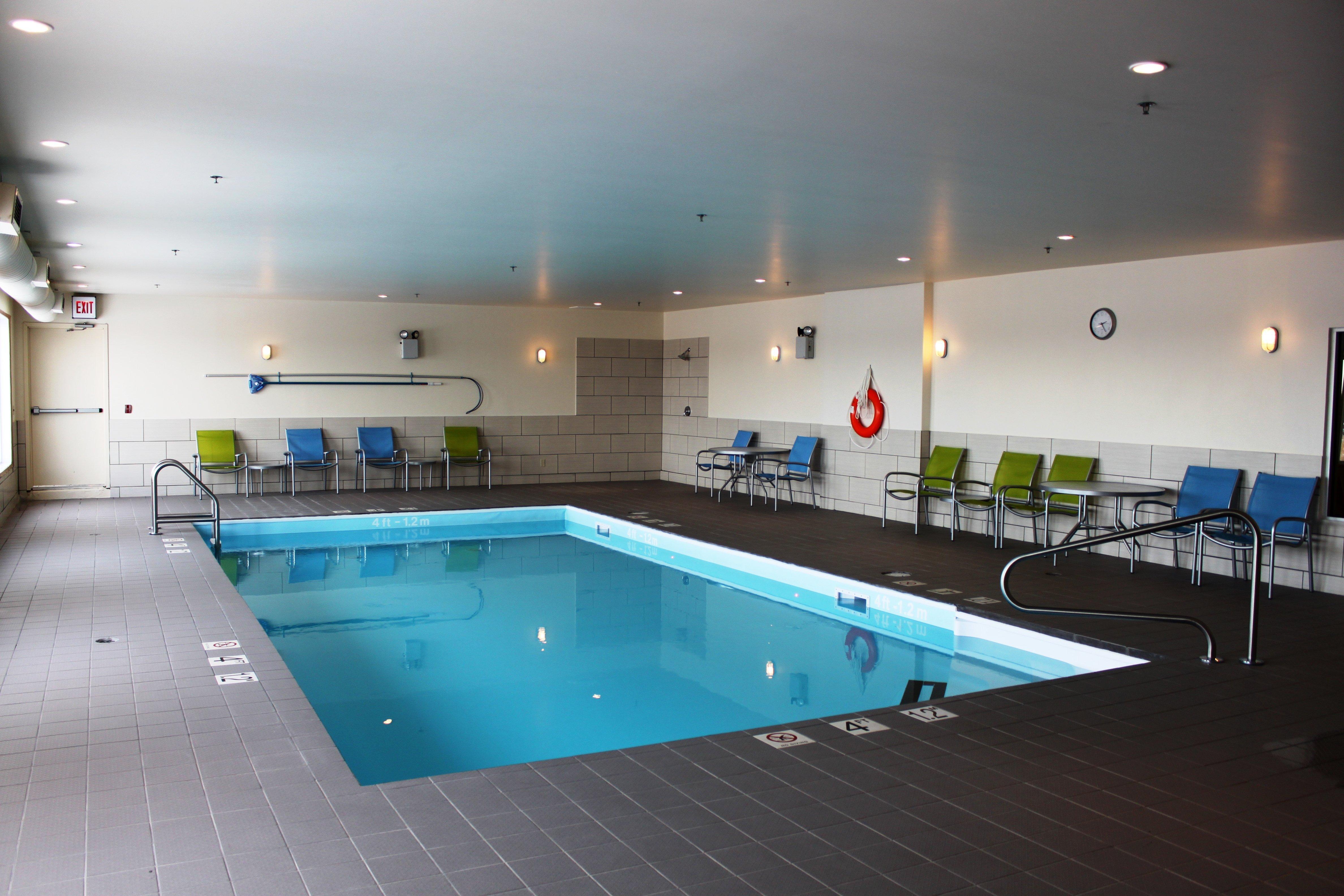 Holiday Inn Express Yorkton East By Ihg Exterior photo