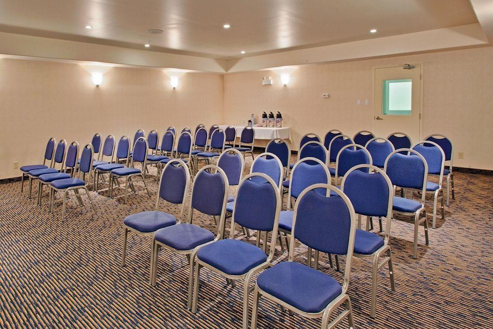 Holiday Inn Express Yorkton East By Ihg Exterior photo
